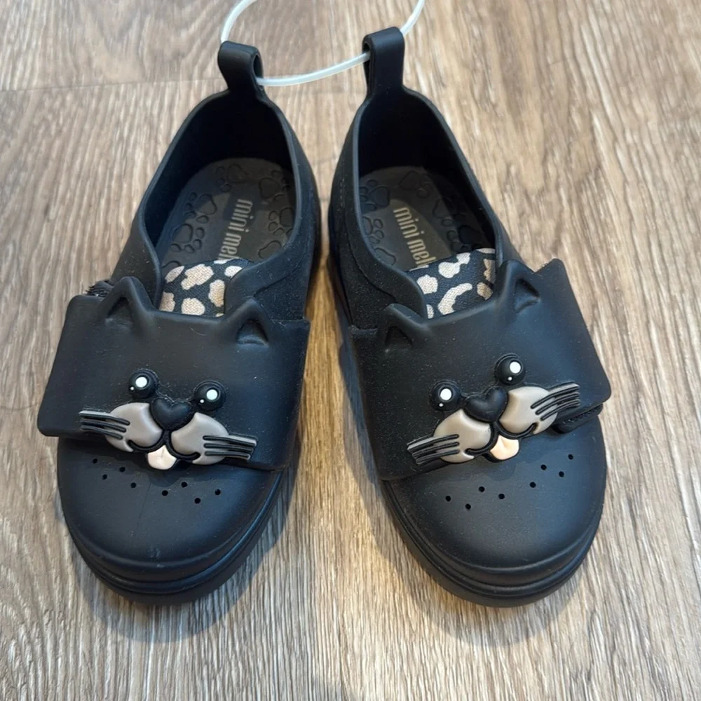 Mini Melissa size 7 EUR / 22-23